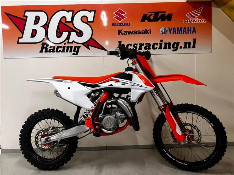 KTM 85 SX (2024) — foto 1