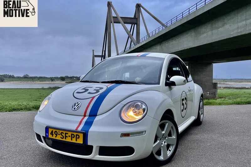 Volkswagen New Beetle (2005)