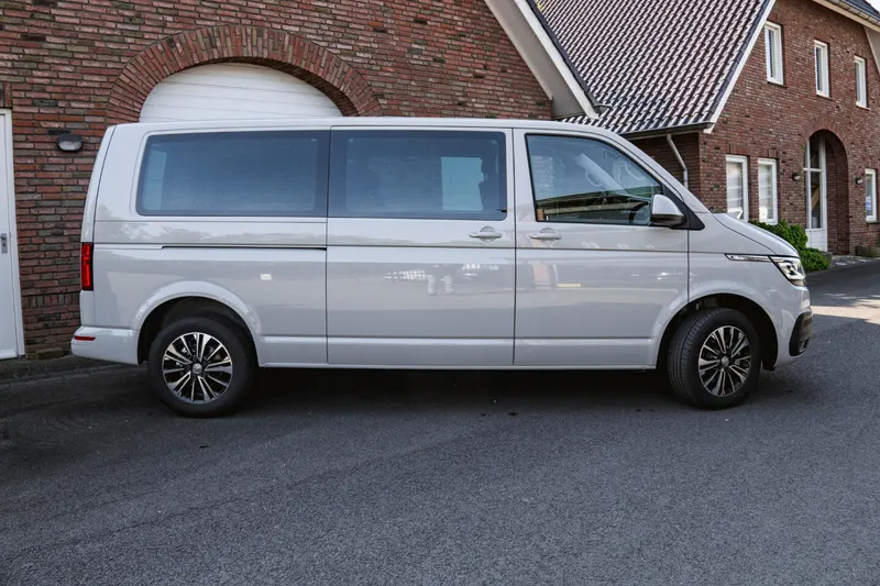 Volkswagen Transporter (2024)
