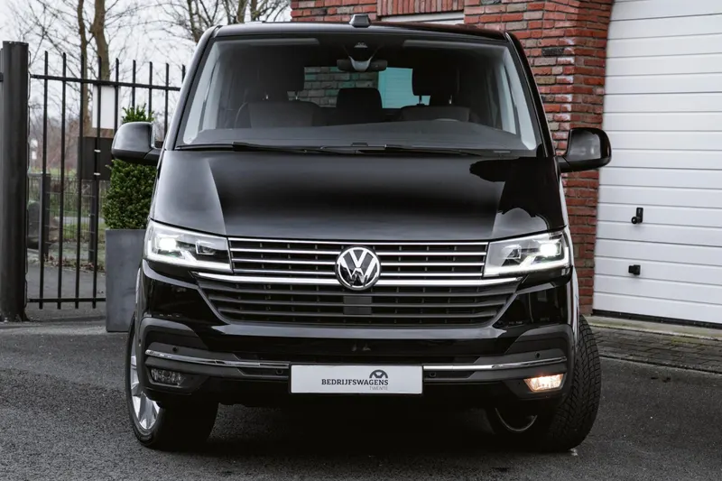 Volkswagen Caravelle (2023)
