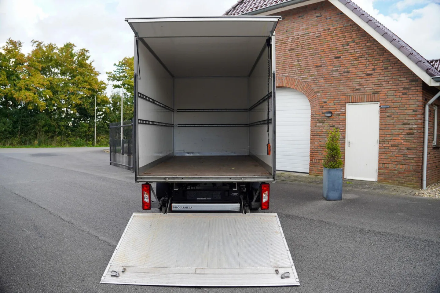 Ford Transit (2022) — foto 1