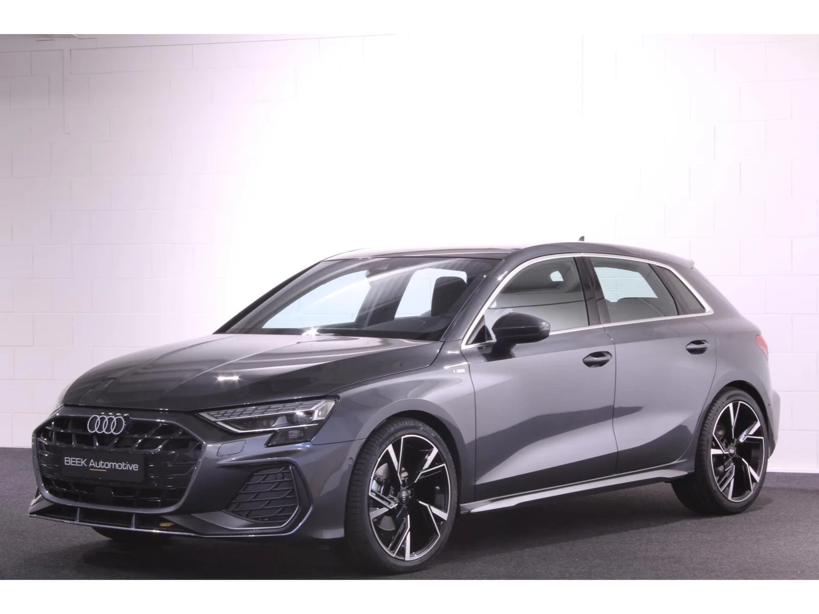 Audi A3 (2025) — foto 1