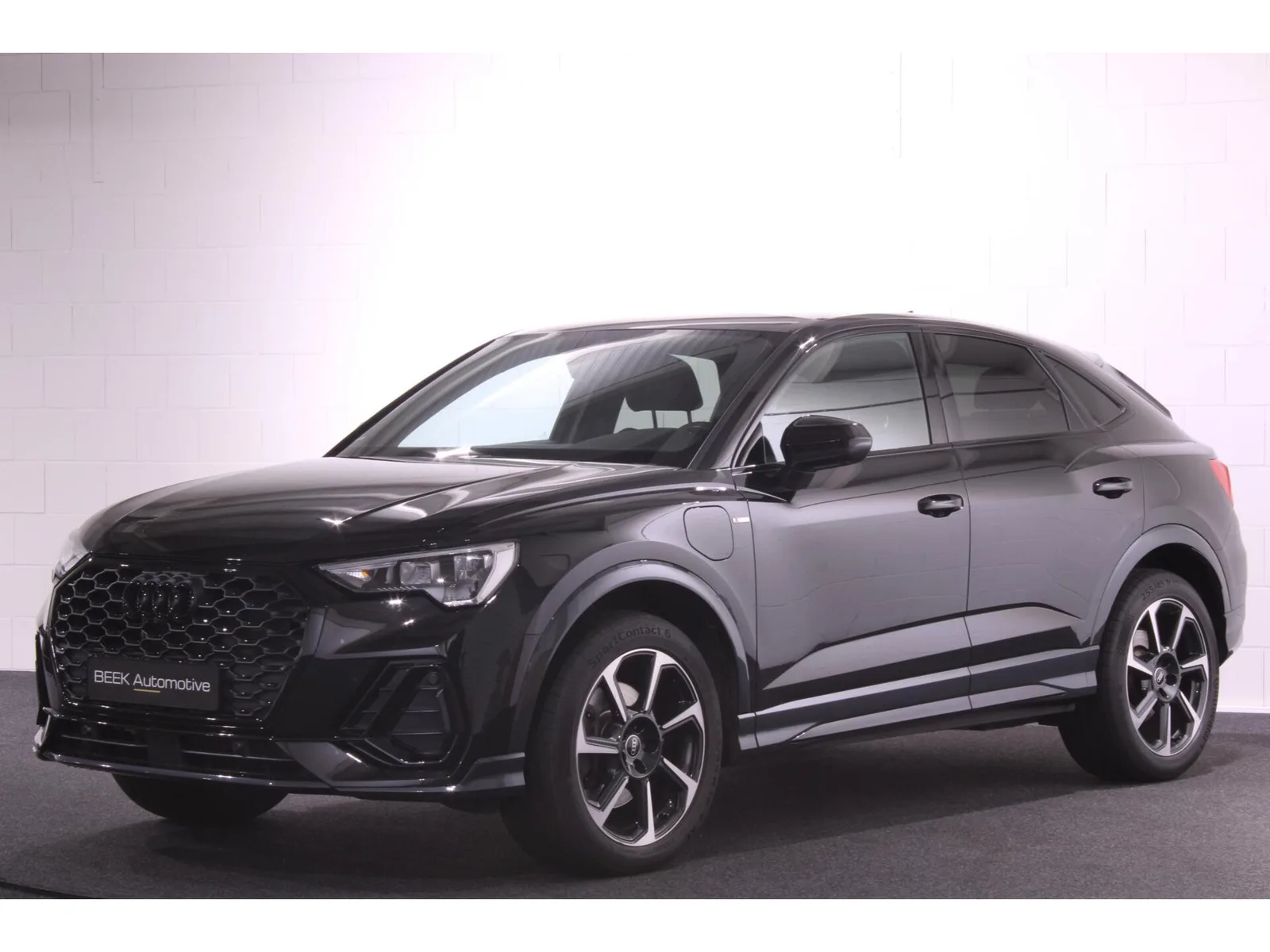 Audi Q3 (2022) — foto 1