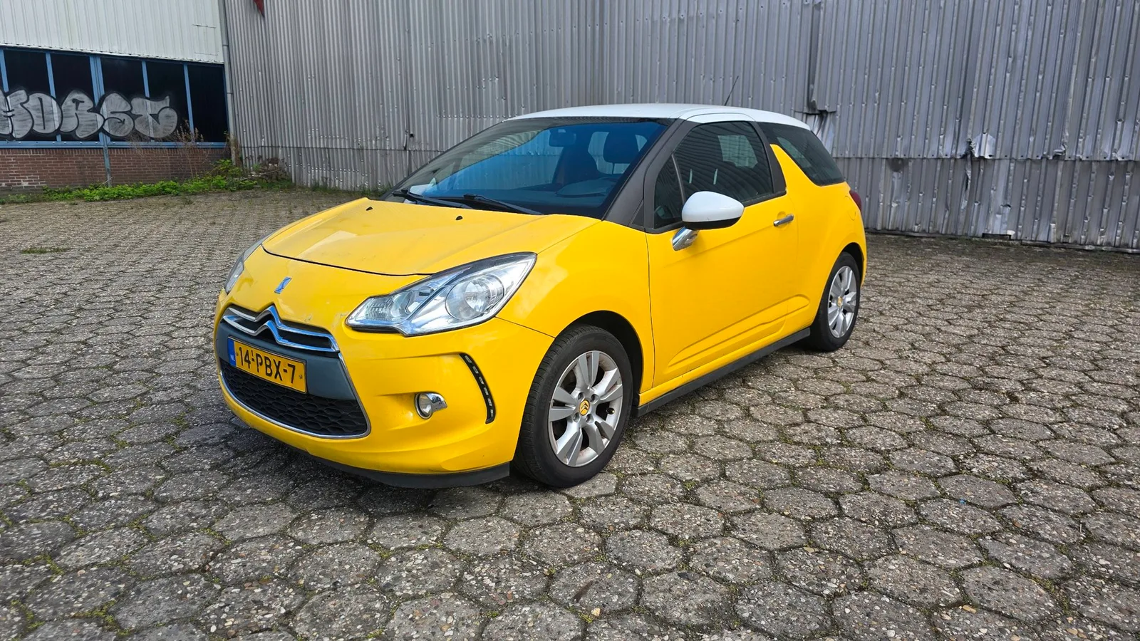Citroën DS3 (2011) — foto 1