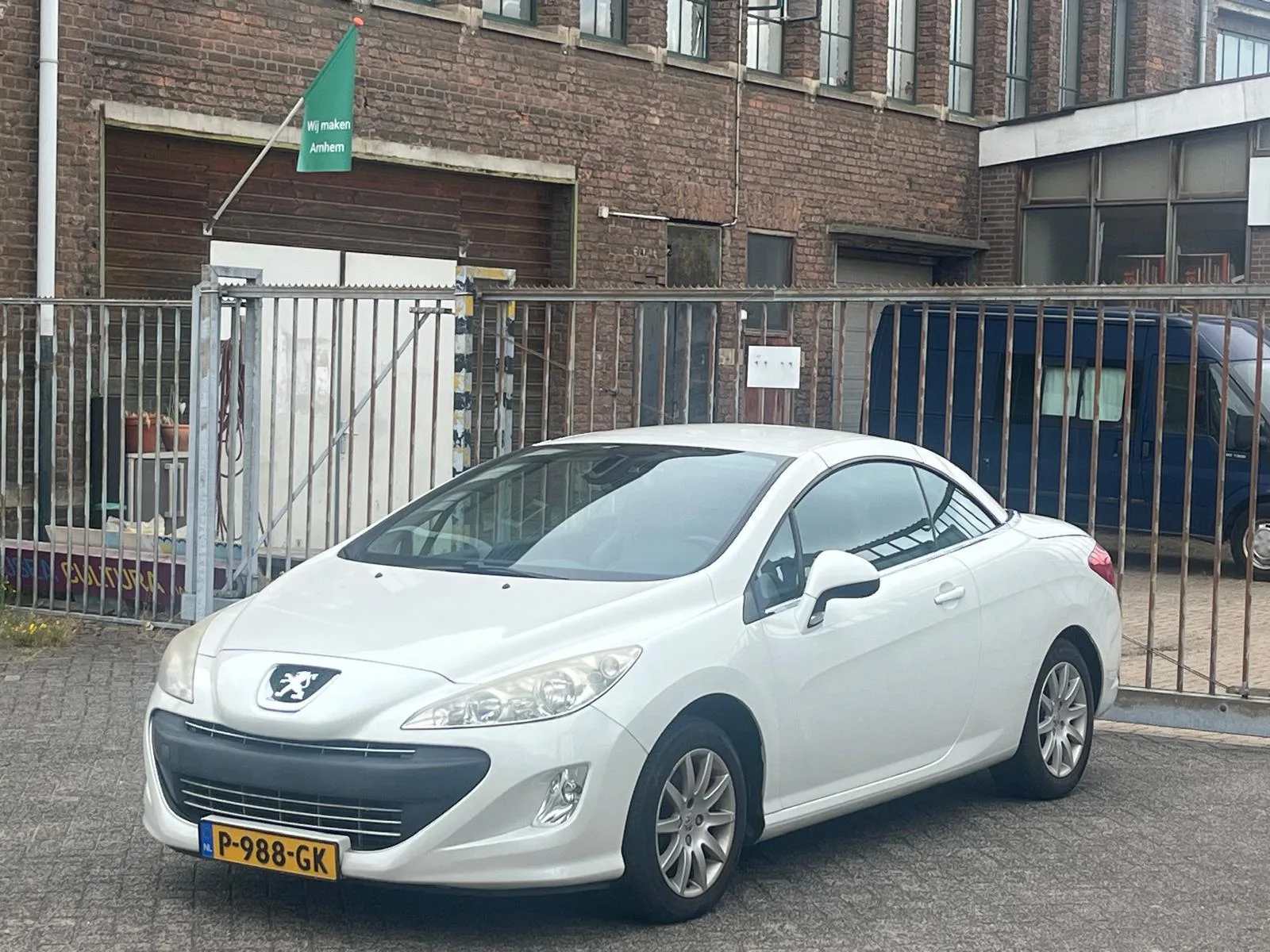 Peugeot 308 (2010) — foto 1