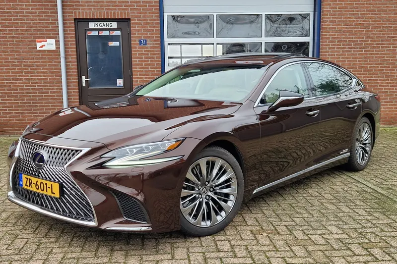 Lexus LS (2019)