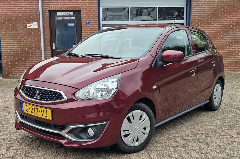 Mitsubishi Space Star (2019)