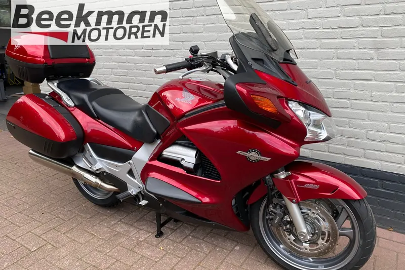 Honda ST 1300 PAN European (2015)