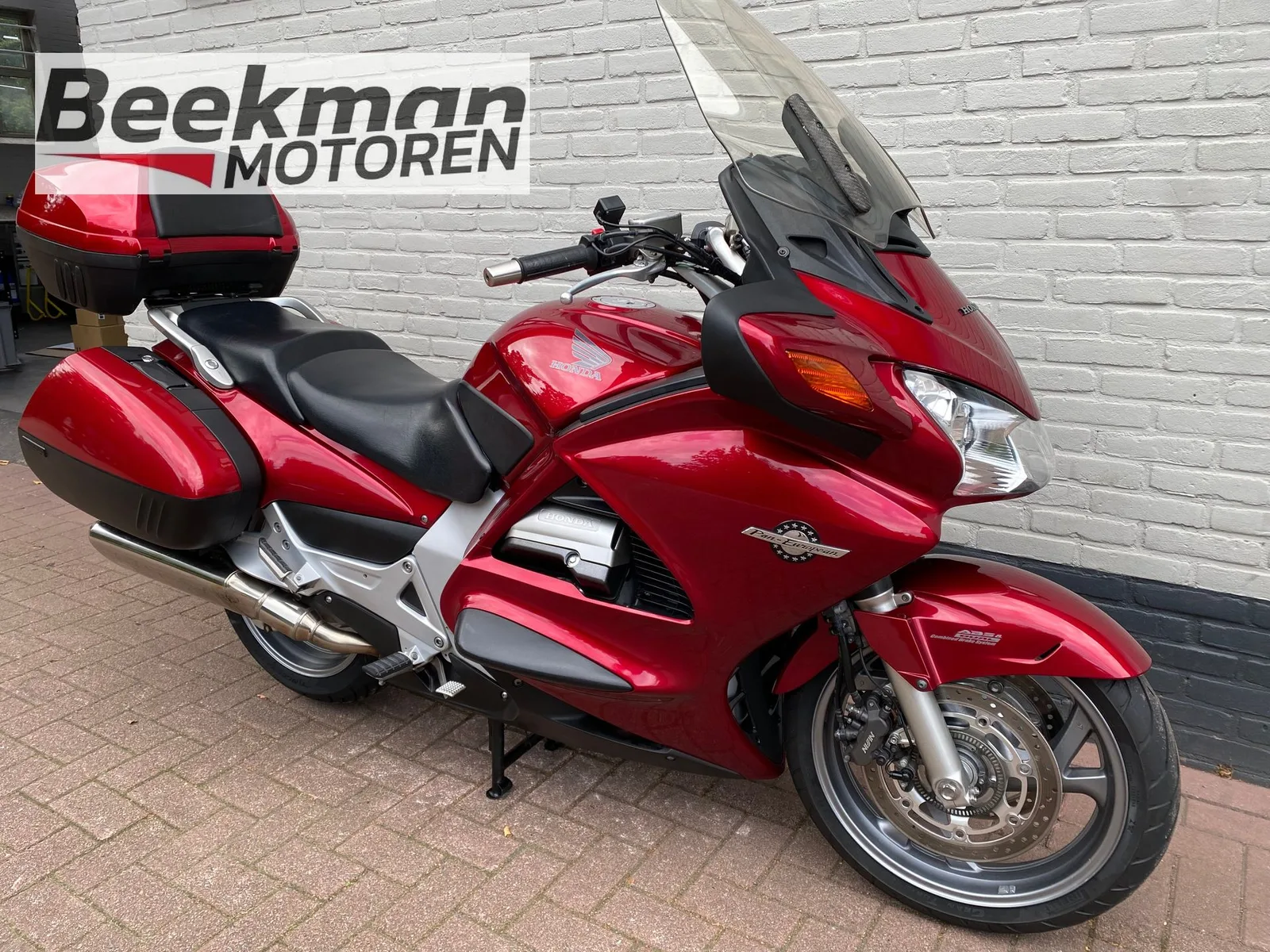 Honda ST 1300 PAN European (2015) — foto 1