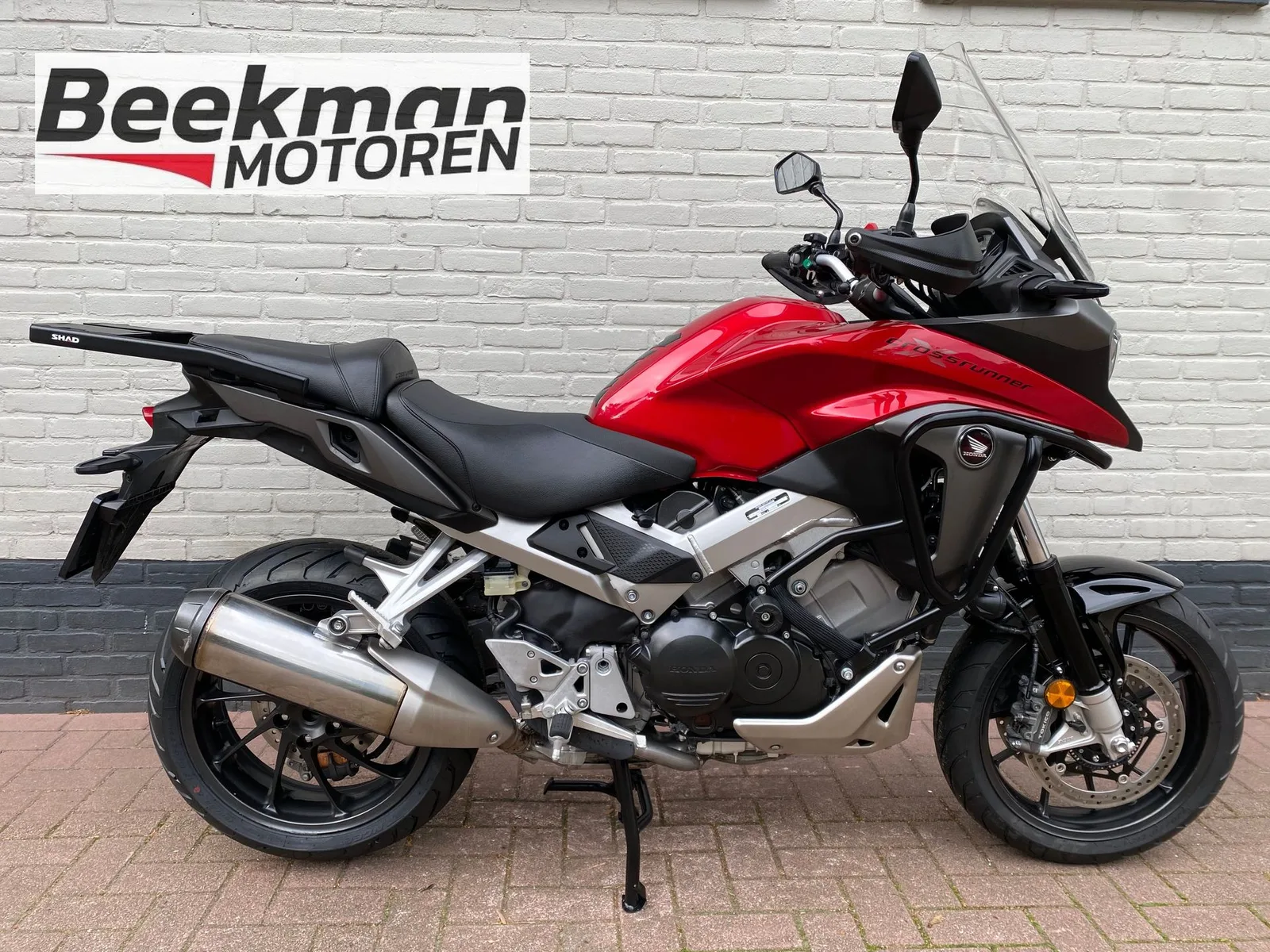 Honda VFR 800 X Crossrunner (2015) — foto 1