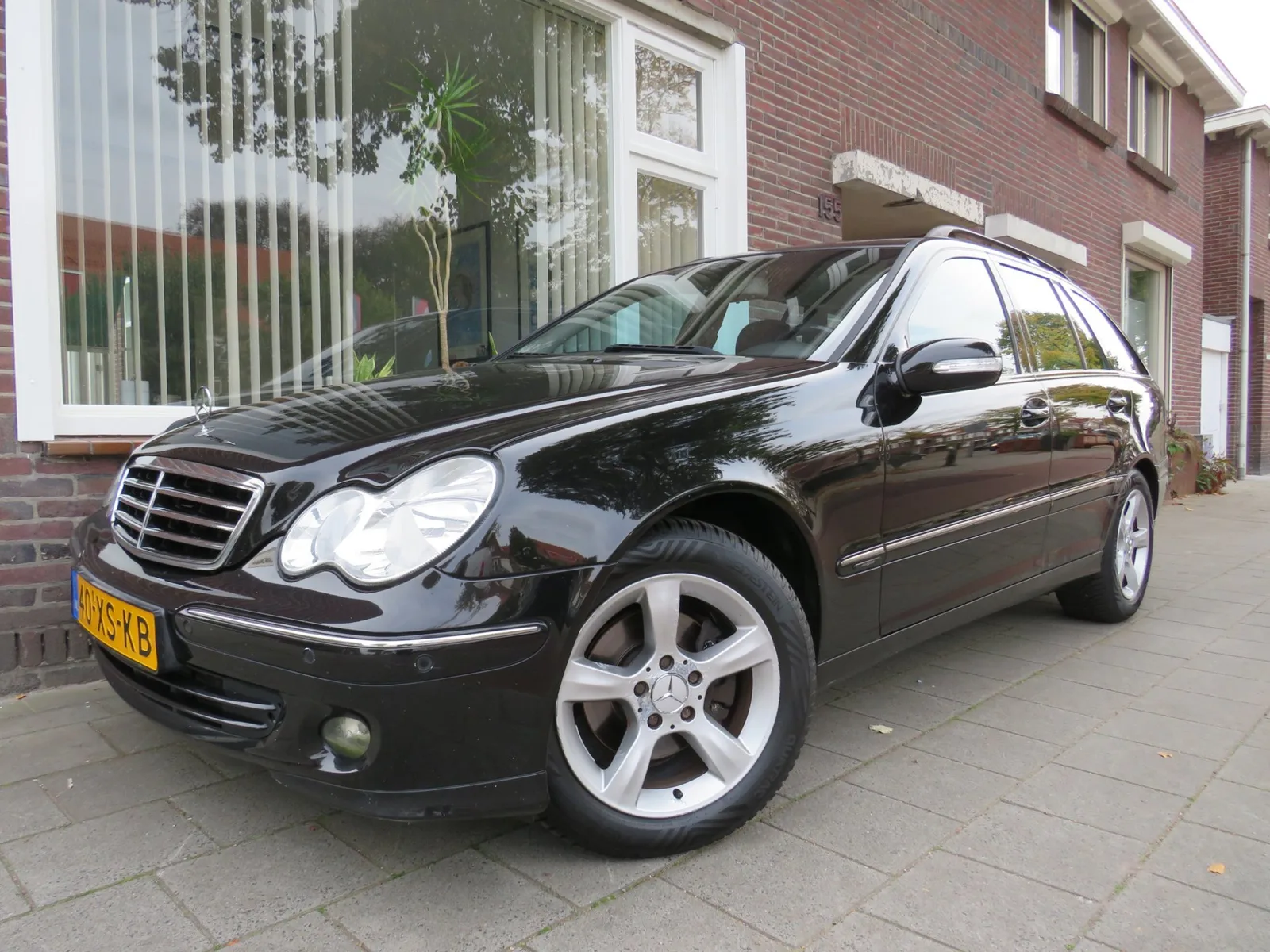 Mercedes-Benz MB (2007) — foto 1