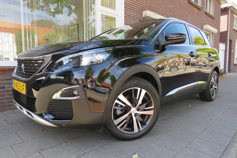 Peugeot 3008 (2020)