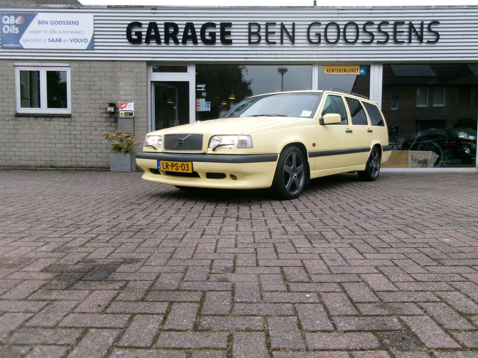 Volvo 850 (1995) — foto 1