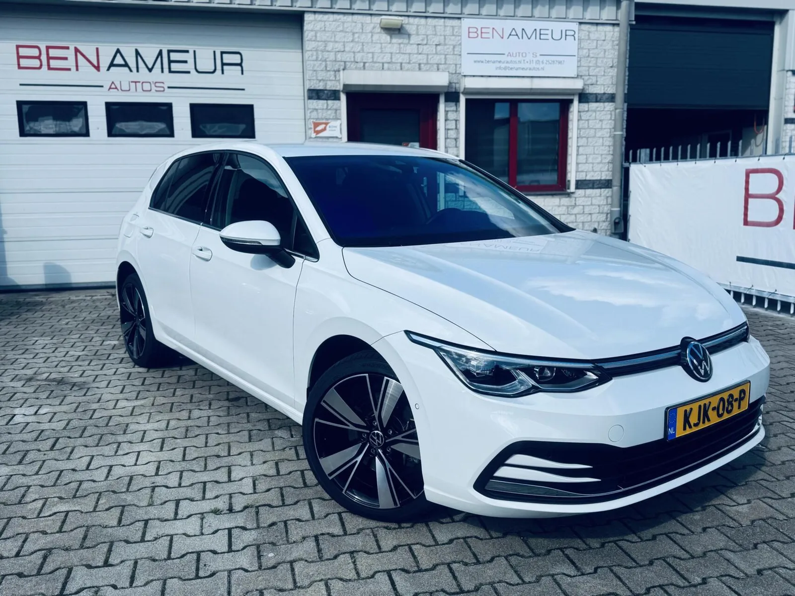 Volkswagen Golf (2022) — foto 1