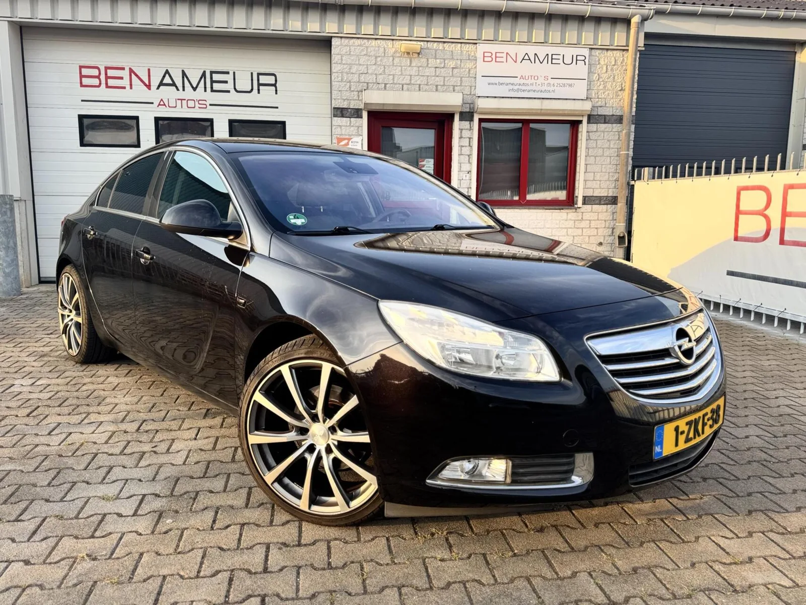 Opel Insignia (2009) — foto 1