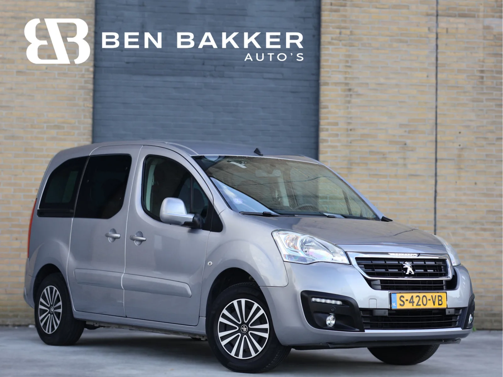 Peugeot Partner (2018) — foto 1