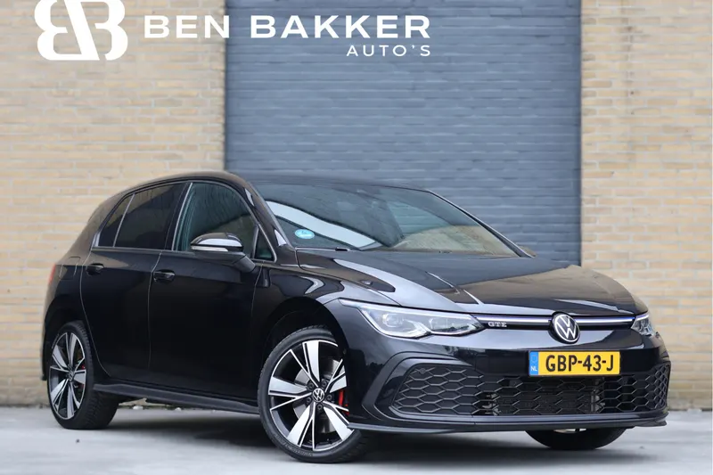 Volkswagen Golf (2022)