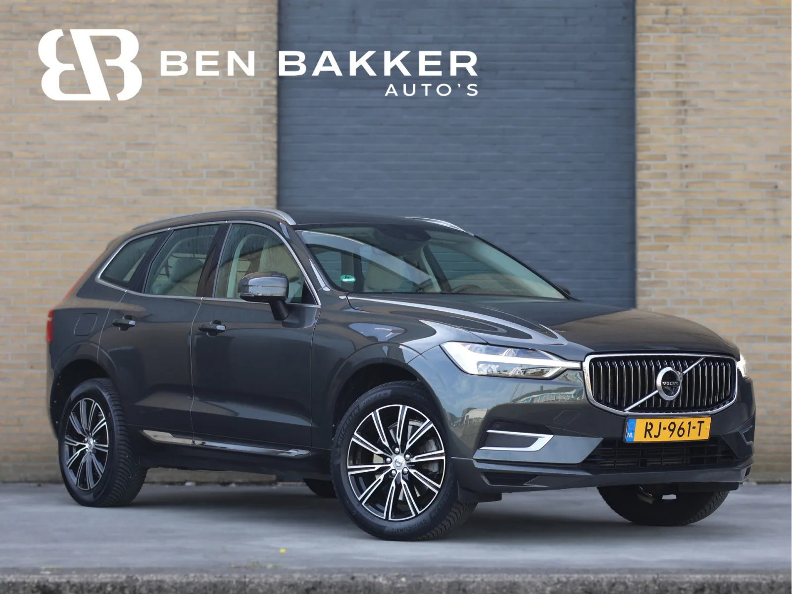 Volvo XC60 (2017) — foto 1