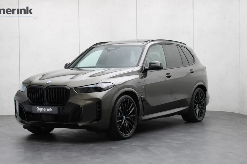 BMW X5 (2024)