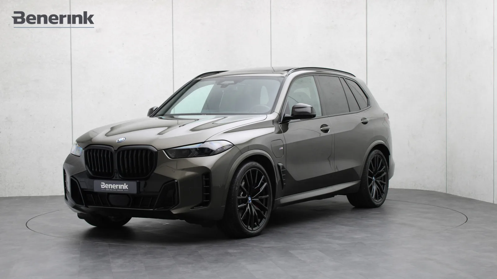 BMW X5 (2024) — foto 1
