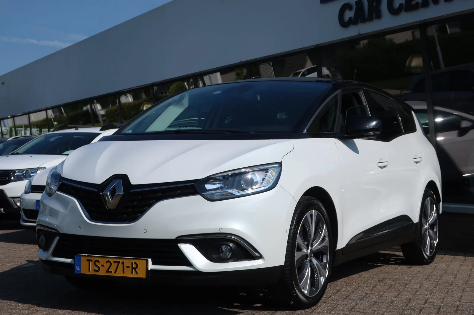 Renault Grand Scénic (2018) — foto 1