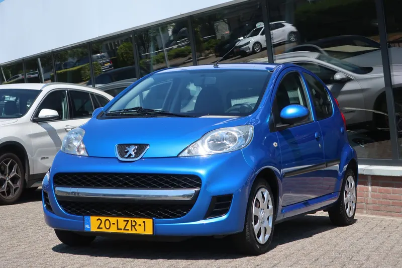 Peugeot 107 (2010)