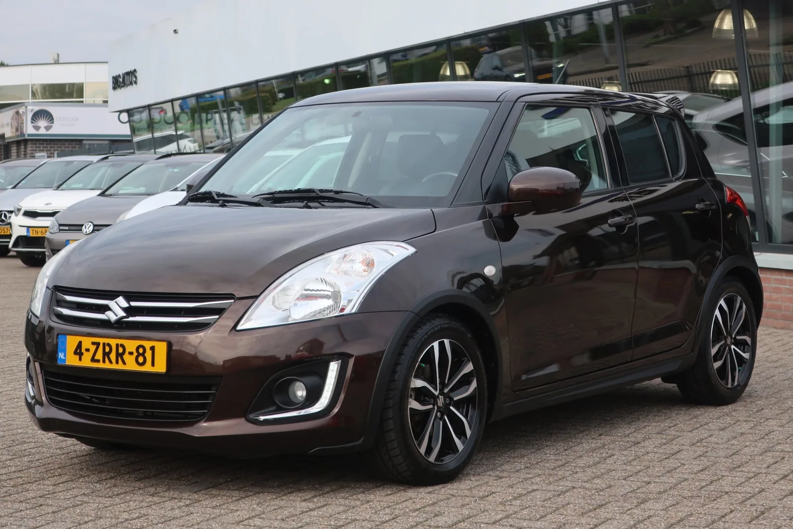 Suzuki Swift (2015) — foto 1