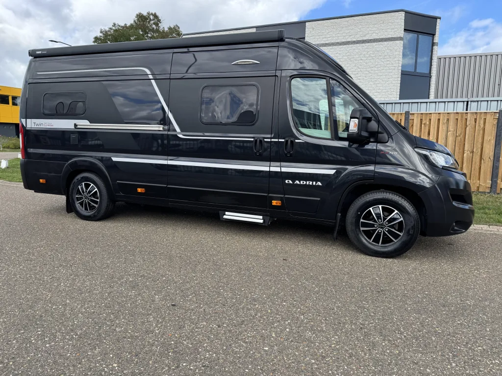 Adria Twin (2020) — foto 1