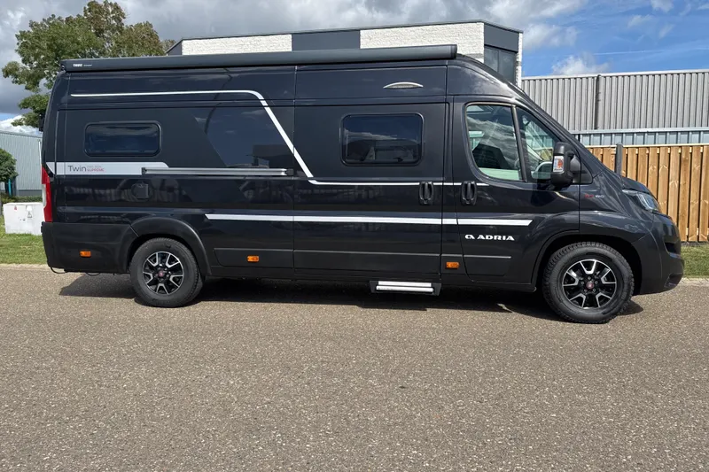 Adria Twin (2021)