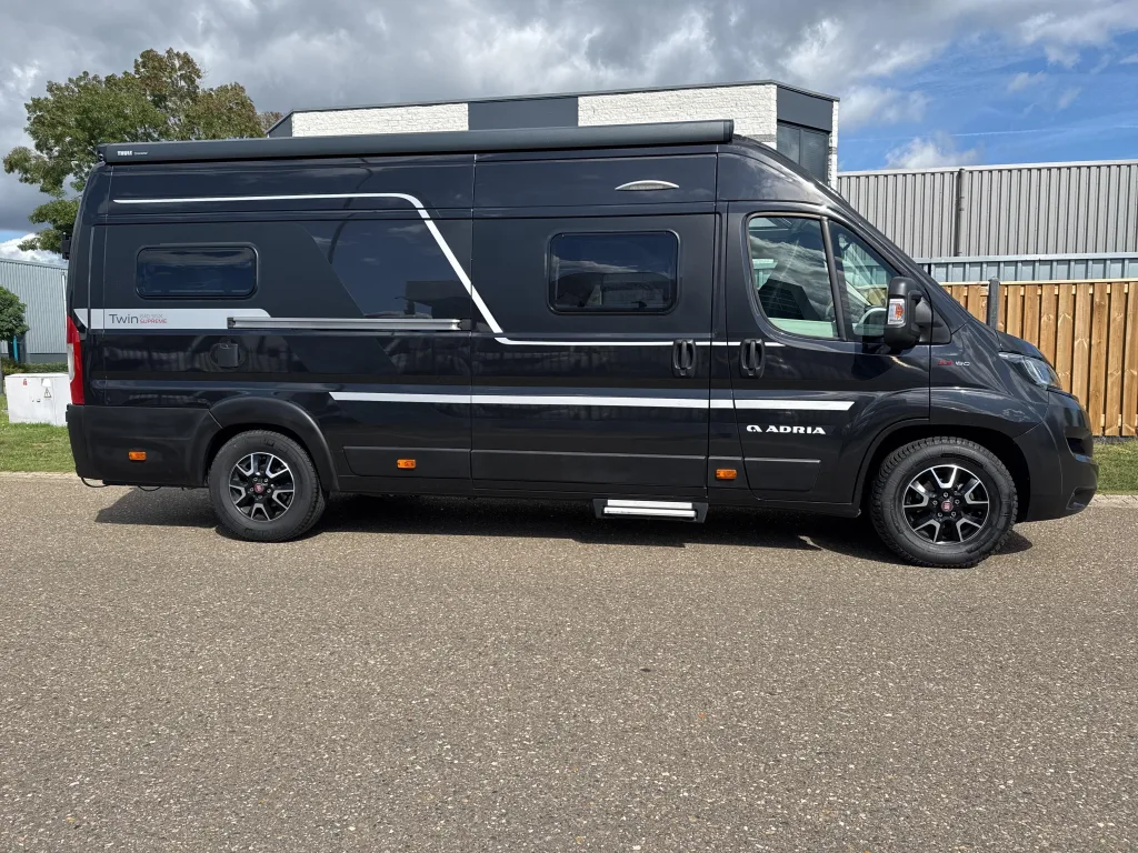Adria Twin (2021) — foto 1