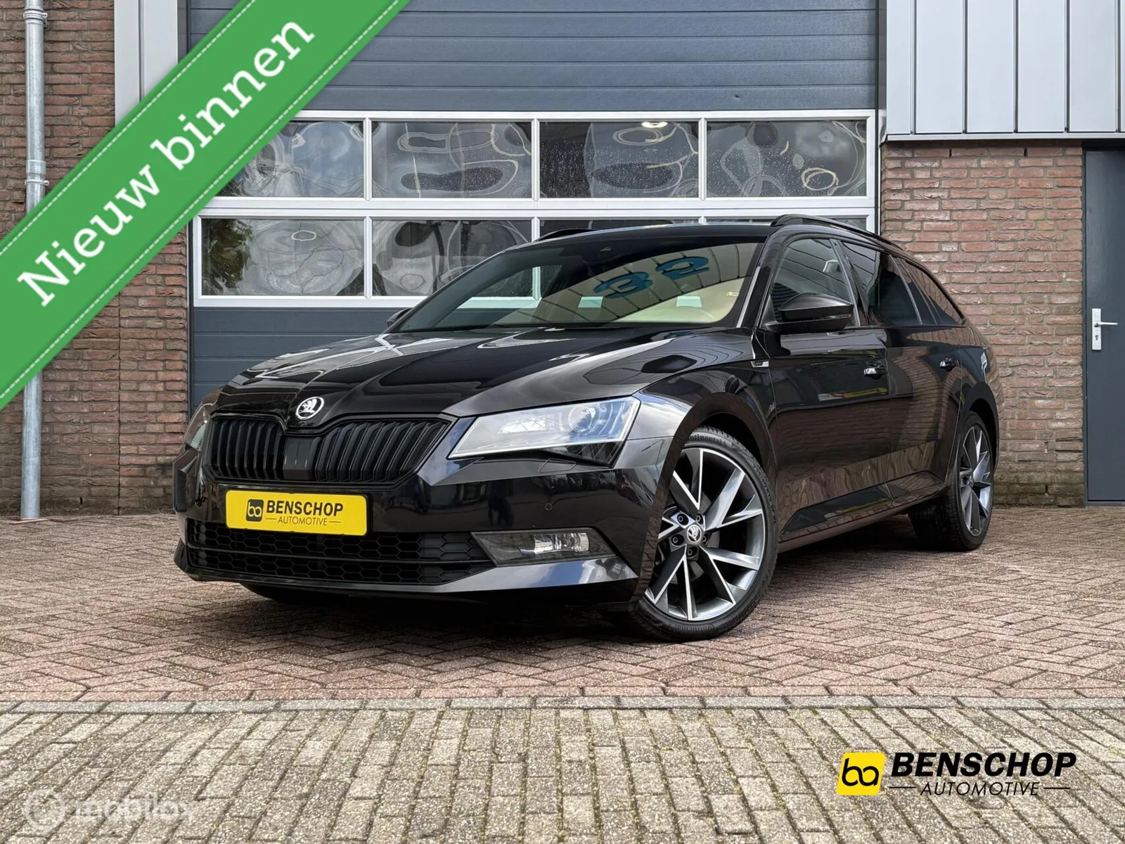 Škoda Superb (2018) — foto 1