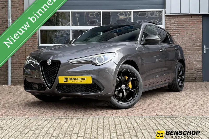Alfa Romeo Stelvio (2020)