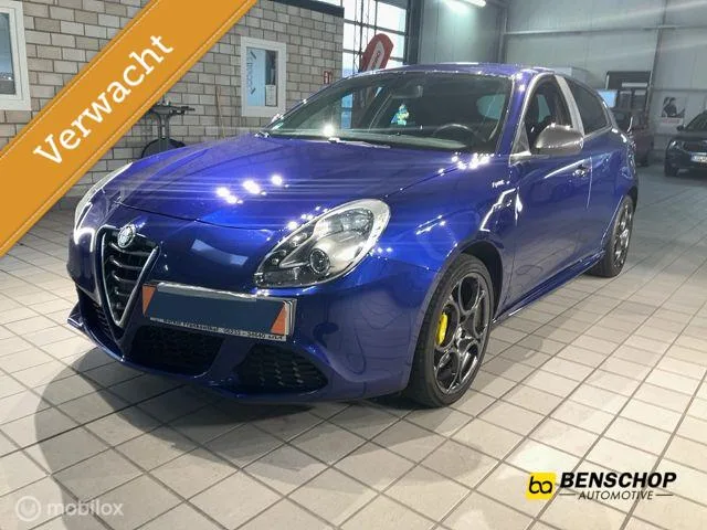 Alfa Romeo Giulietta (2015) — foto 1