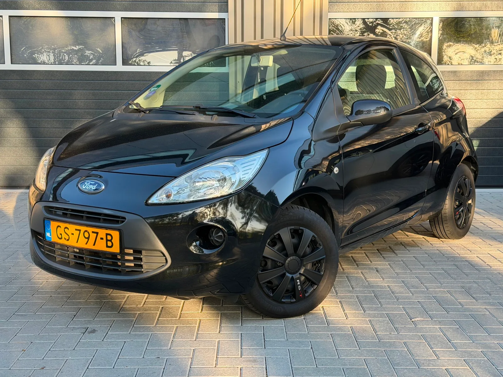Ford Ka (2015) — foto 1