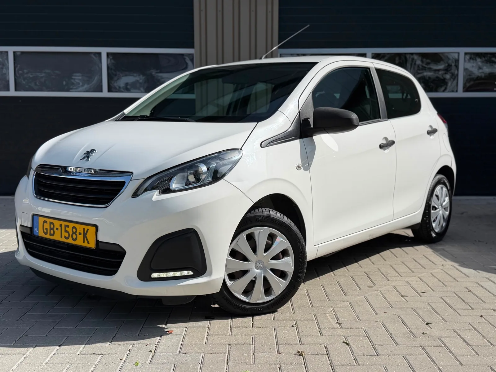 Peugeot 108 (2015) — foto 1