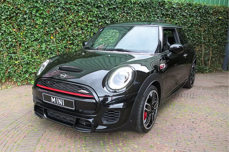 MINI Cooper (2021)