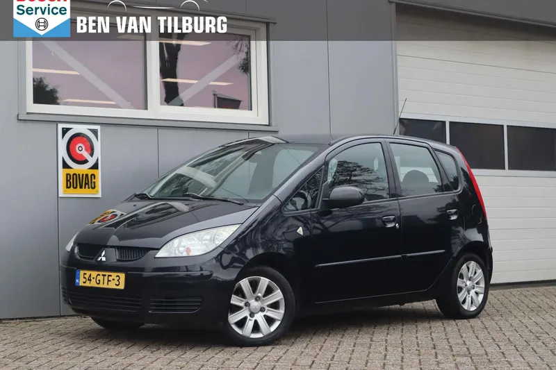 Mitsubishi Colt (2008)