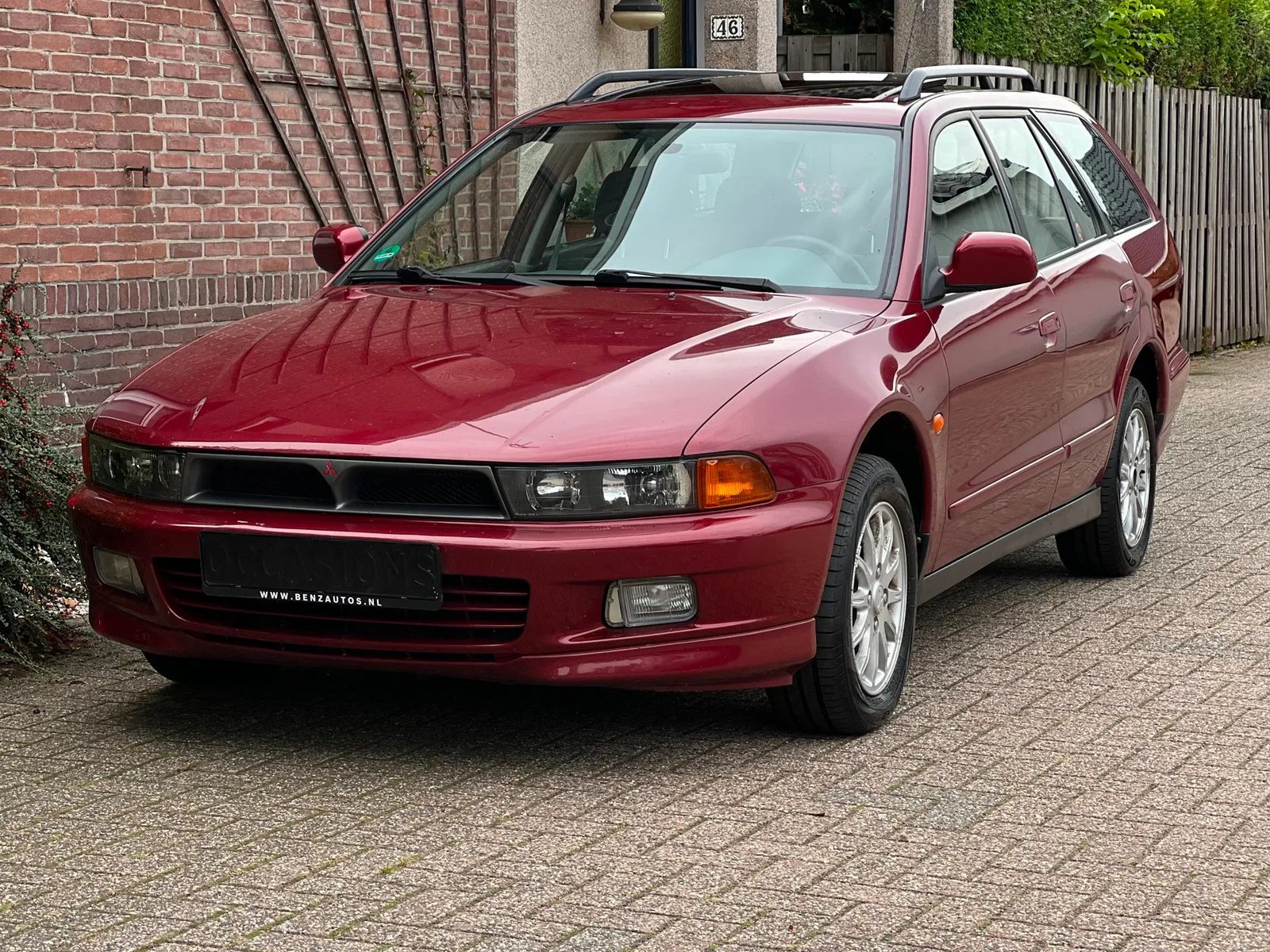 Mitsubishi Galant (1999) — foto 1