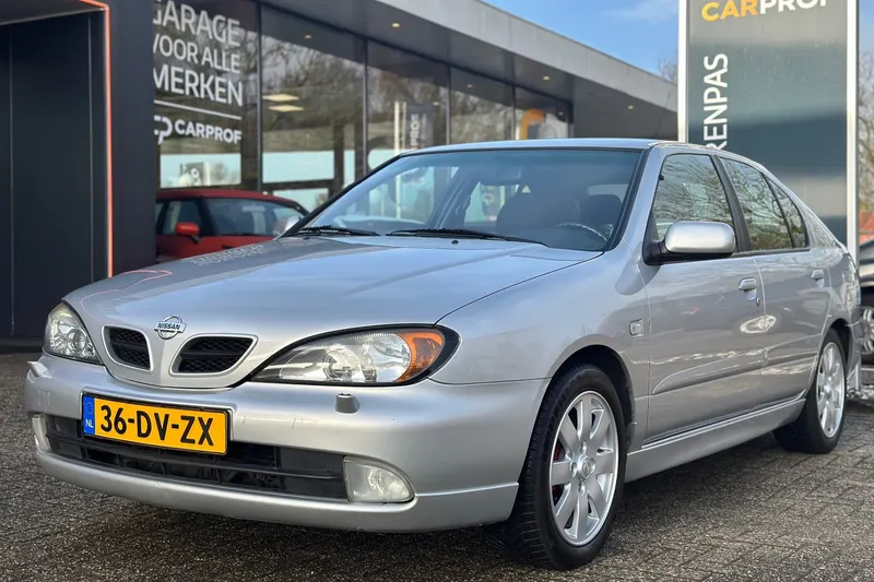 Nissan Primera (2000)