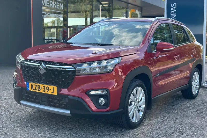 Suzuki S-Cross (2022)
