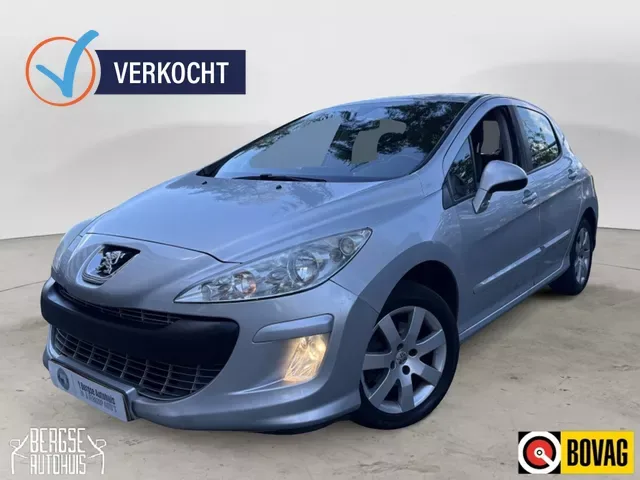 Peugeot 308 (2010) — foto 1