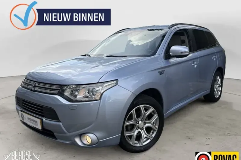 Mitsubishi Outlander (2013)