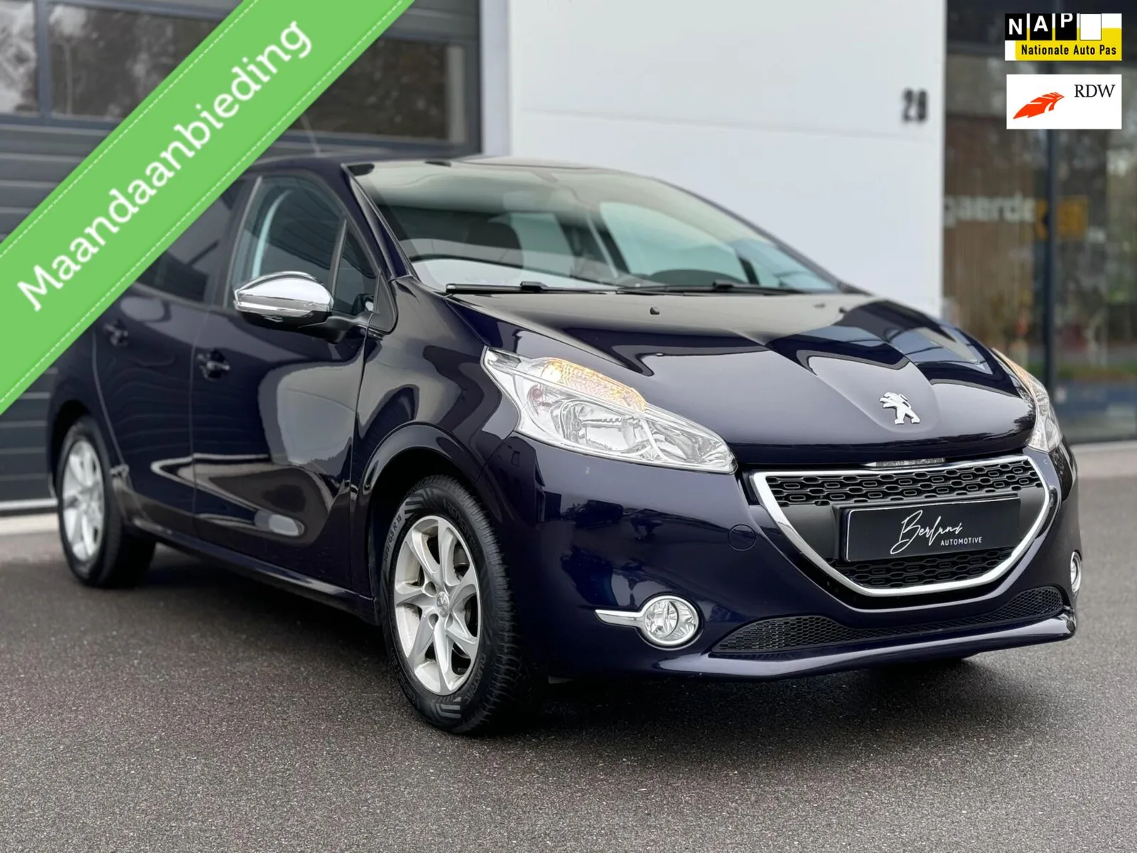 Peugeot 208 (2015) — foto 1