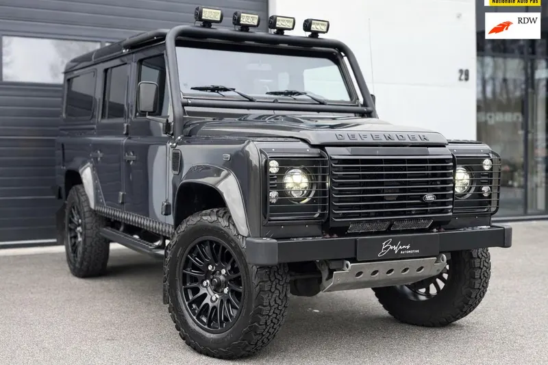 Land Rover Defender (2015)