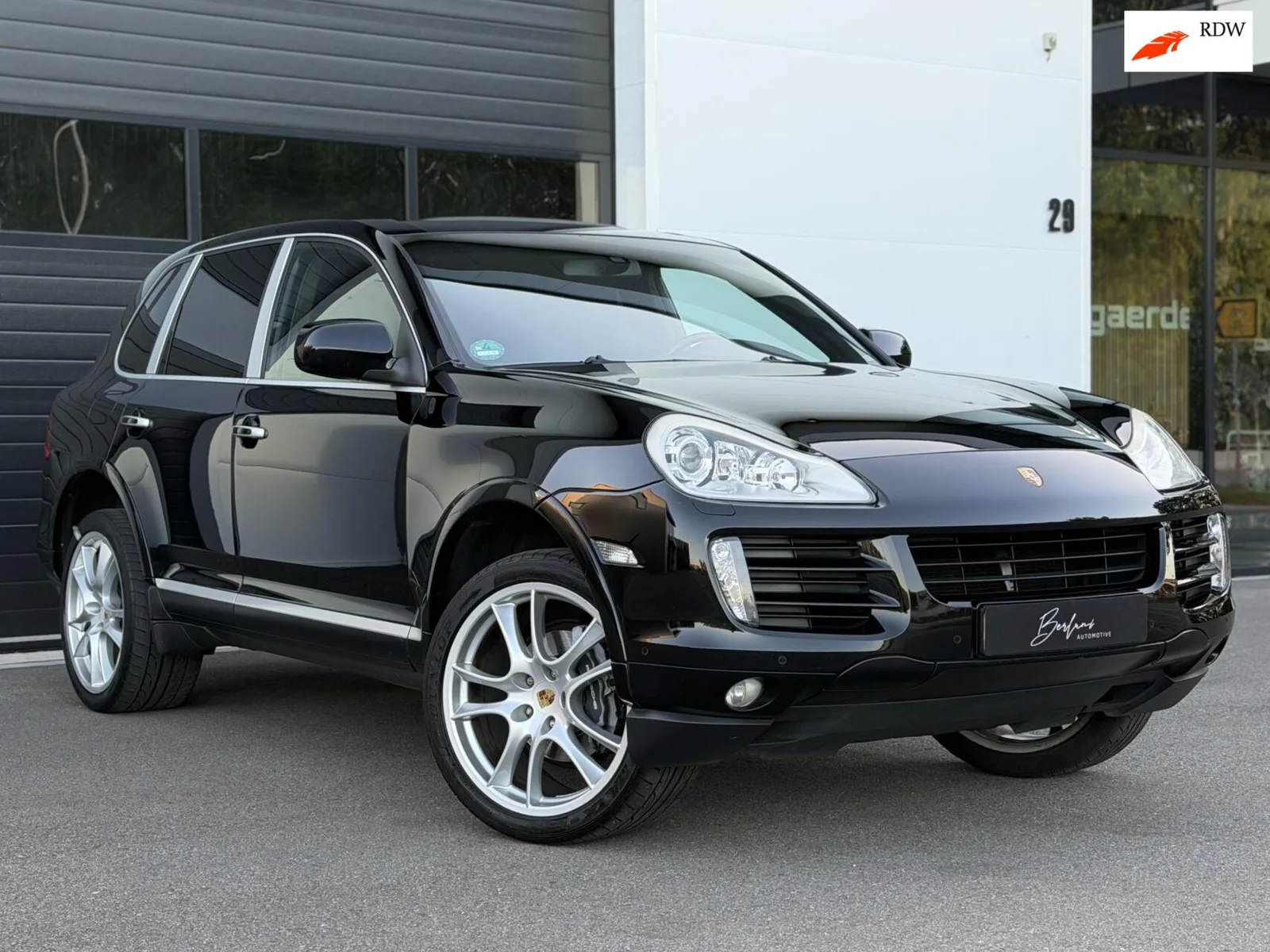 Porsche Cayenne (2008) — foto 1