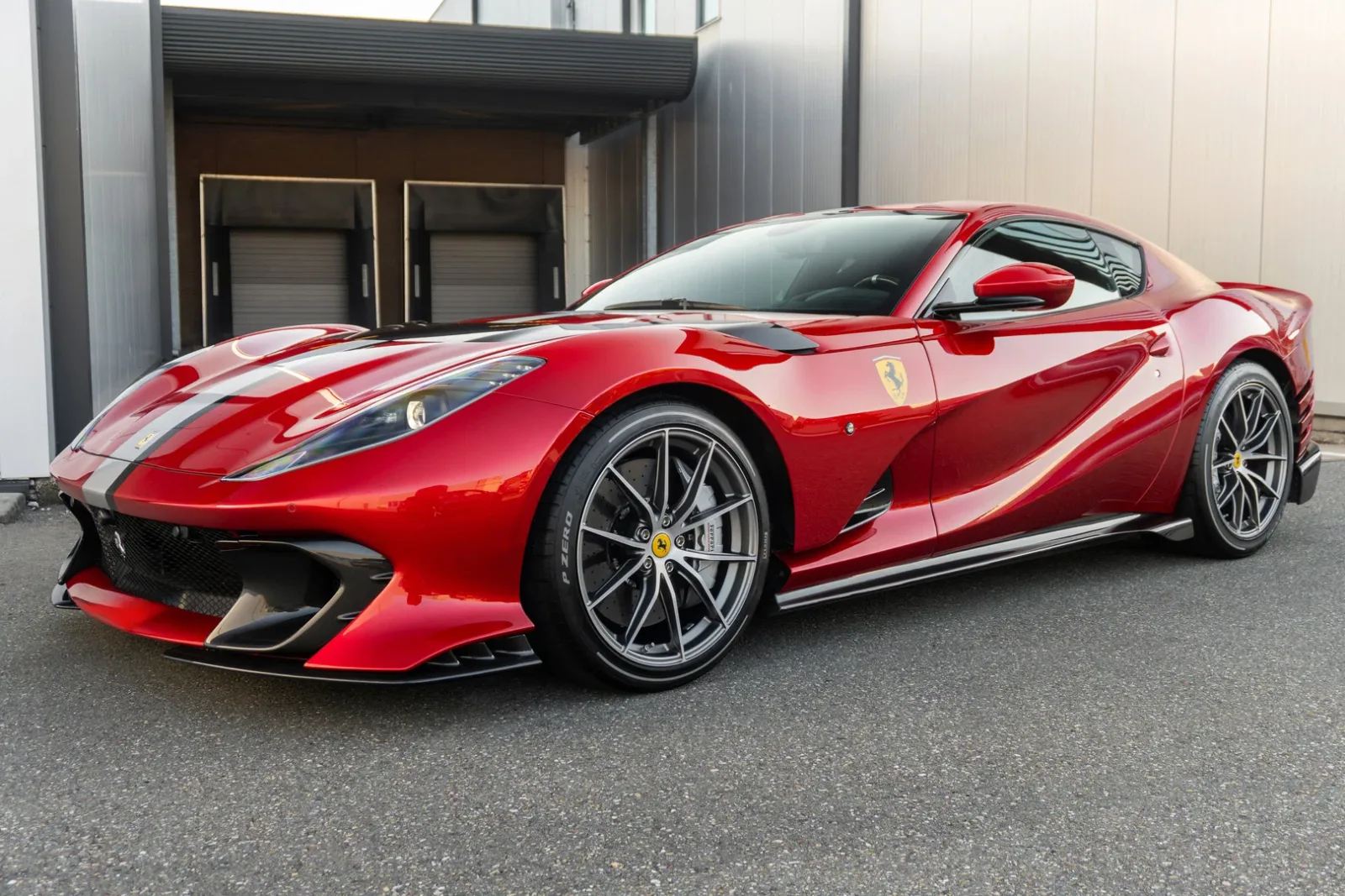 Ferrari 812 (2023) — foto 1