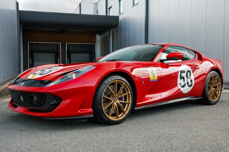 Ferrari 812 Superfast (2020)
