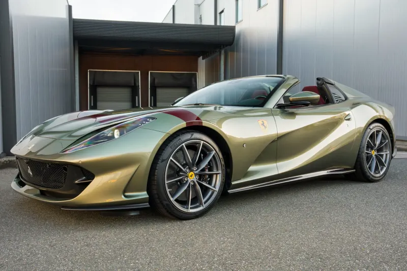 Ferrari 812 GTS (2022)