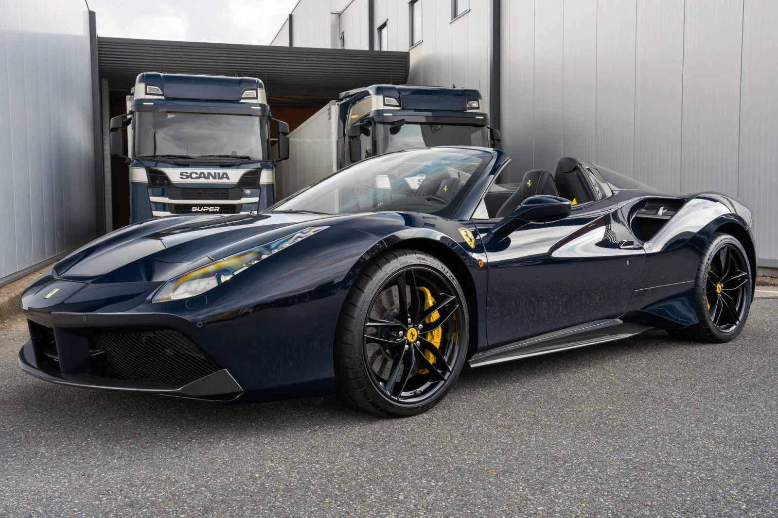 Ferrari 488 (2017) — foto 1