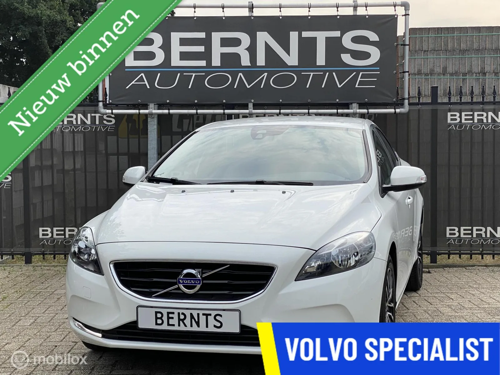 Volvo V40 (2016) — foto 1